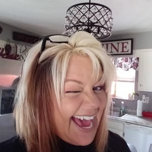 Meet your Posher, Kimberly